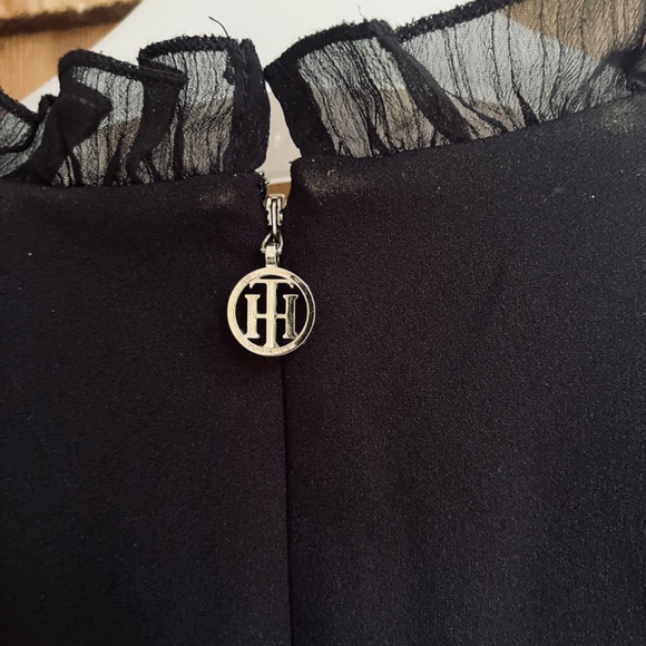 Tommy Hilfiger Keyhole Neckline Black Dress Chiffon Sleeves Ruffle Bottom 10 - Picture 11 of 11